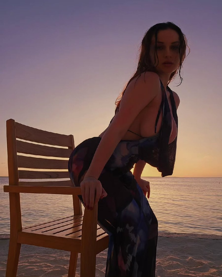 Sexy girl Miranda Faith nude in Kathmandu