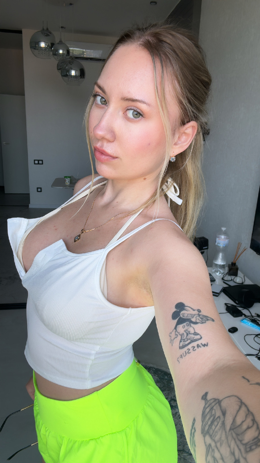 KateV in her underwear in Kathmandu