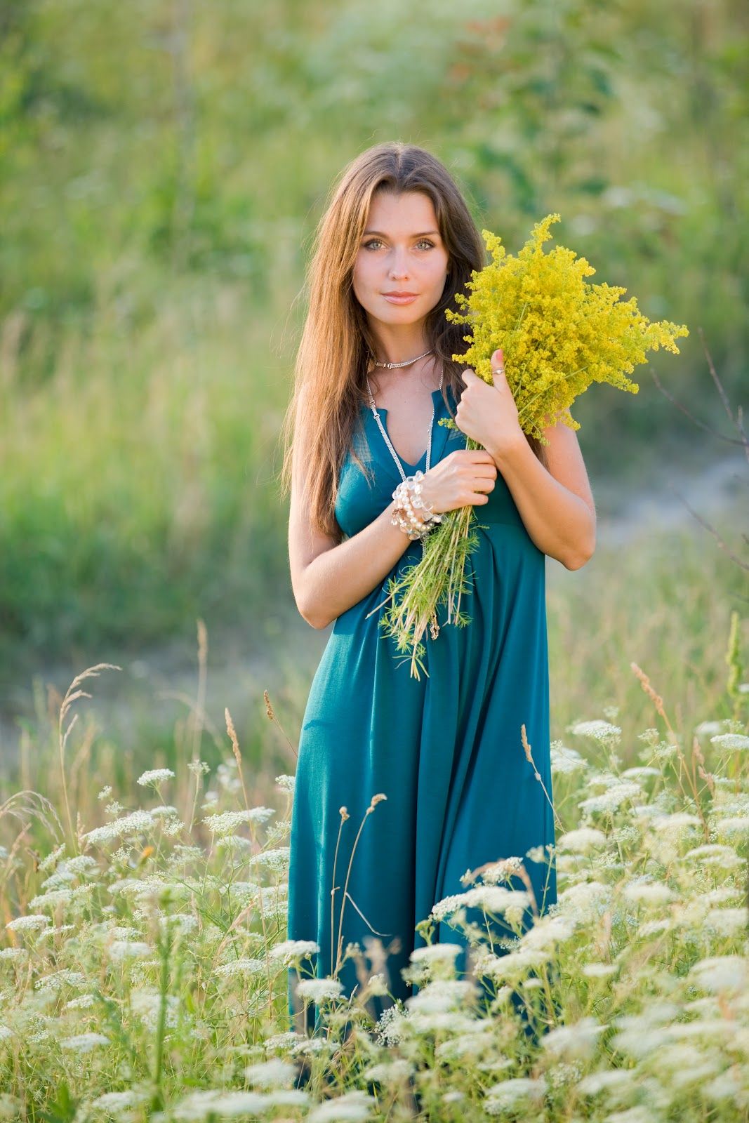 Slavic women in Kathmandu