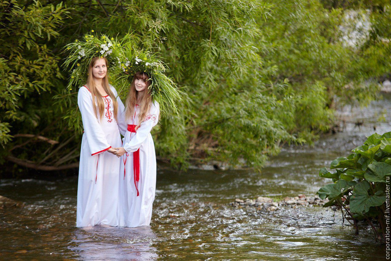Women in Slavic costumes in Kathmandu