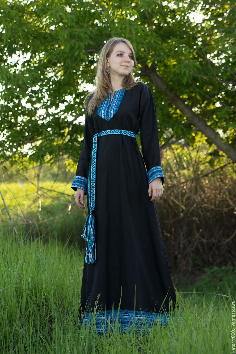 Women in Slavic costumes in Kathmandu