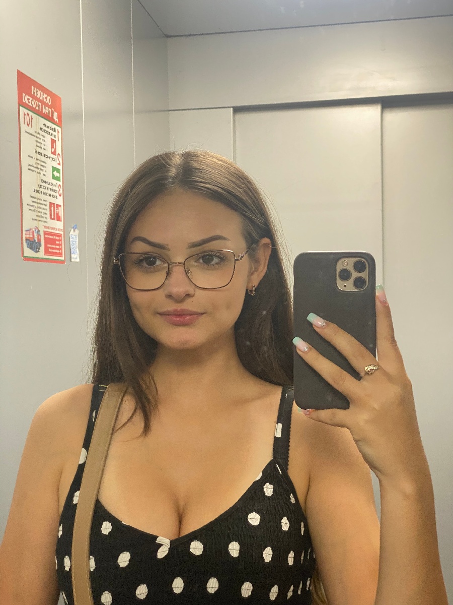 Sexy model Stacy in Kathmandu